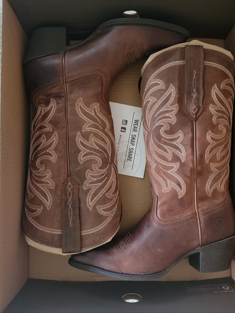 Ariat J Toe Women's Brown Embroidered Leather Western Heeled Boots.8 Wide
